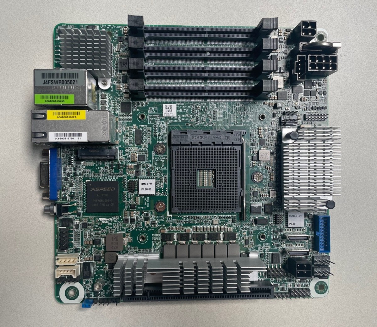 AsRock Rack X570D4I-2T Mini-ITX Server Motherboard