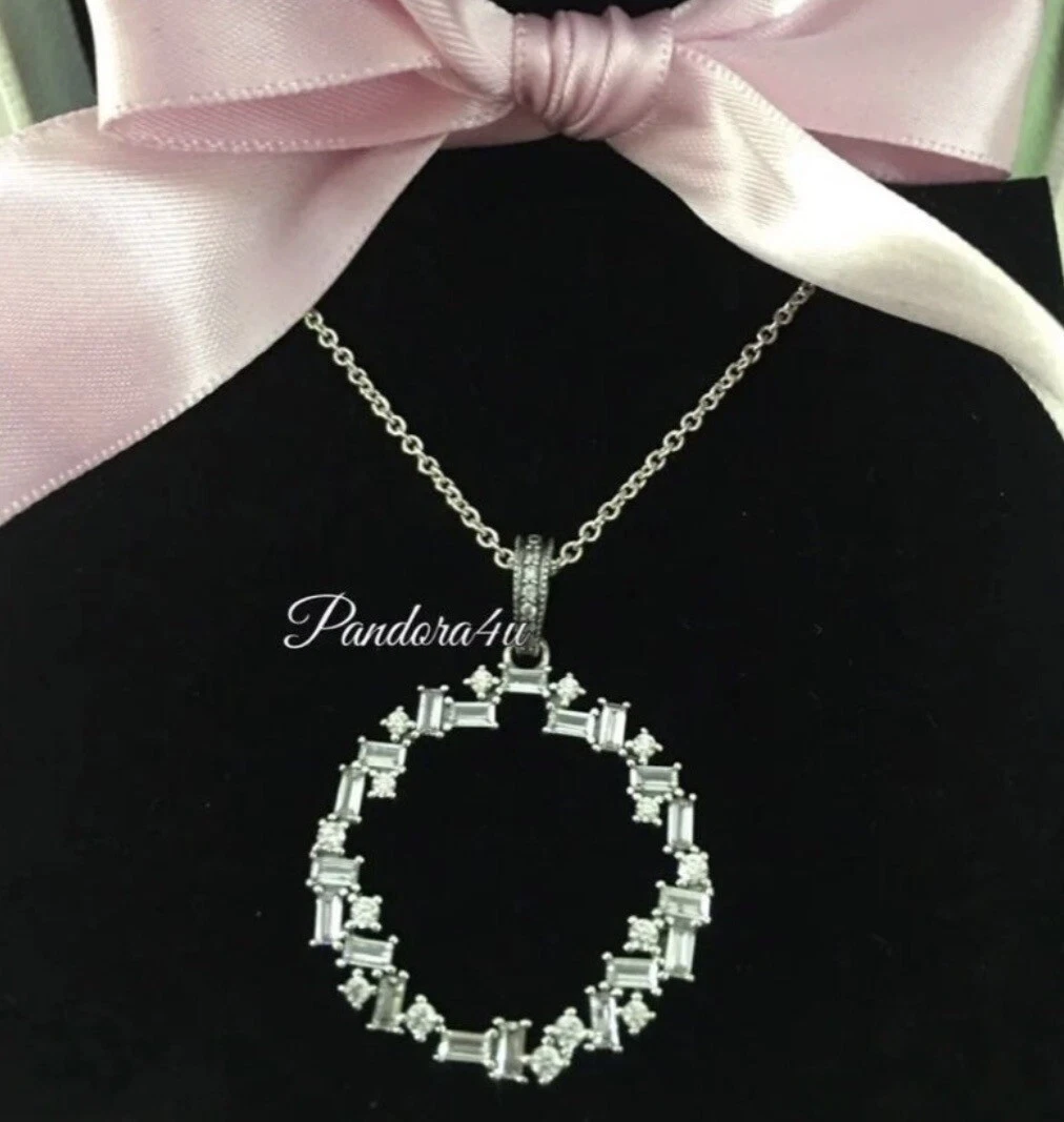 Pandora Sparkling Ice Cube Circle Necklace 17.7 NeW Tags Velvet Lined Gift Box