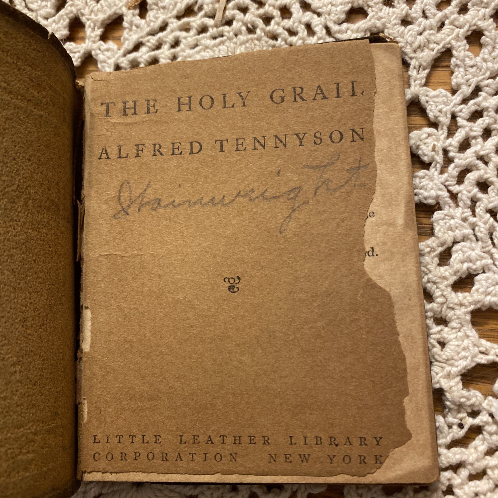 THE HOLY GRAIL ALFRED TENNYSON LITTLE LEATHER LIBRARY NEW YORK