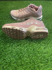 air max plus rust pink