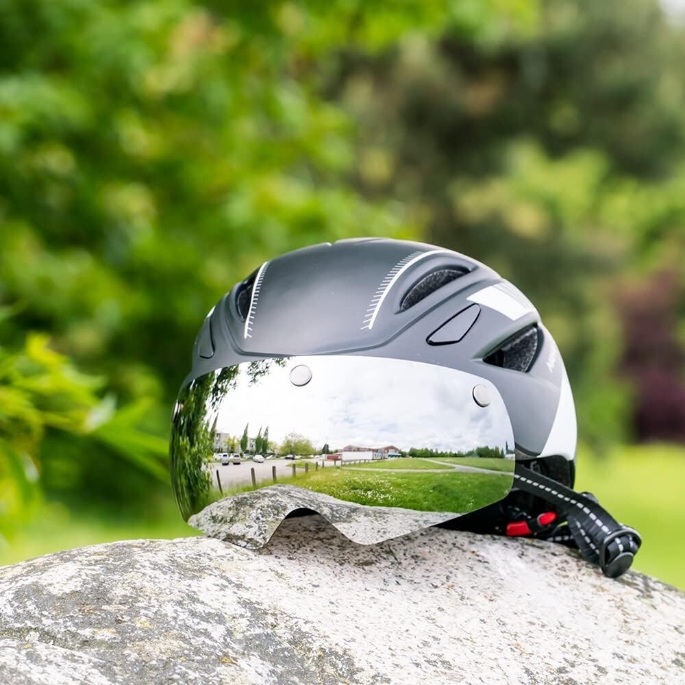 Adult Bike Helmet /w 2 Magnetic Goggles Tail Unisex Night Ride Size 57-61cm