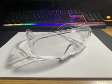 Clear Safety Goggles - Scratch Resistant - Eye Protection -Comfort Fit- Anti Fog