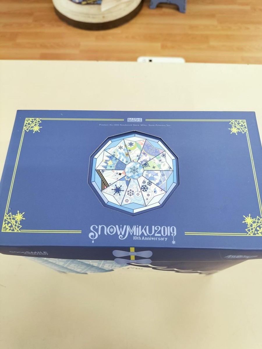 Nendoroid Snow Miku 2019 10th Anniversary Figure Good Smile