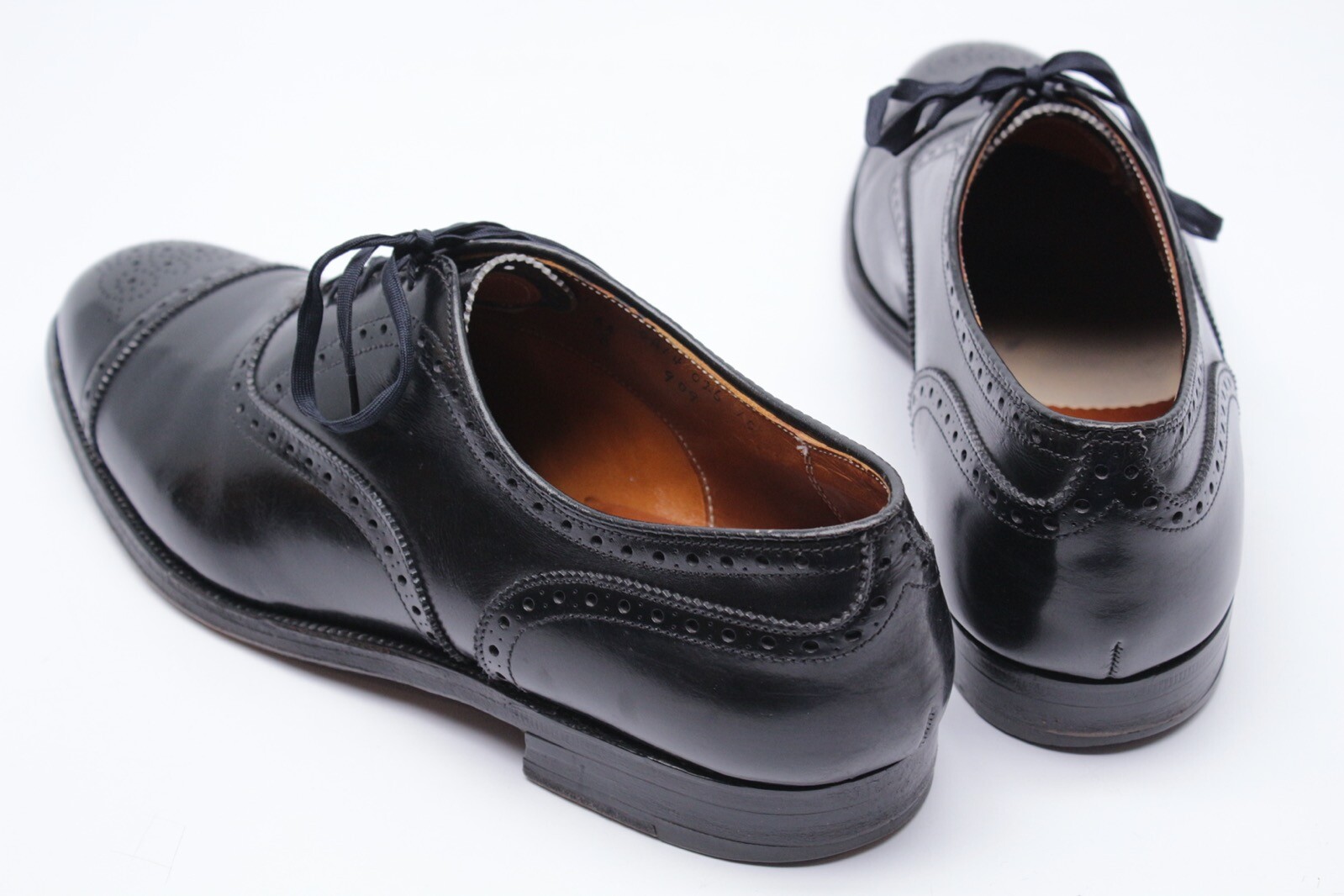 Alden 909 Mens Cap Toe Dress Shoes 11 AA/B Black