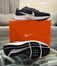Nike Air Zoom Pegasus 40 Herren Laufschuhe Schwarz/Weiß EU 44,5 DV3853-001