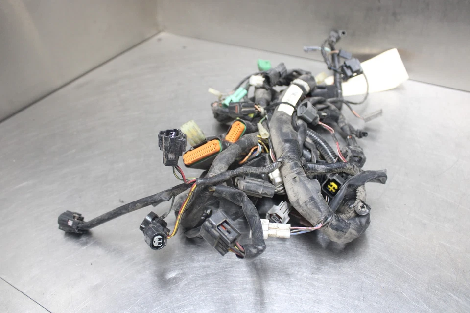 13-15 SUZUKI SFV650 GLADIUS MAIN ENGINE WIRING HARNESS MOTOR WIRE LOOM Foto 3 de 4
