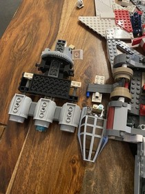 LEGO Star Wars: T-6 Jedi Shuttle (7931) INCOMPLETE Has 2 Mini Figures