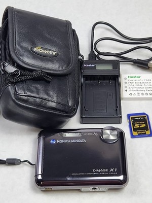 Konica Minolta DiMAGE X1 8.0MP Digital Camera Silver w/Charger