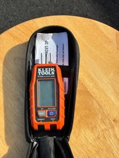 Klein Tools RT250 GFCI Receptacle Tester with LCD Screen HPB023566 Case