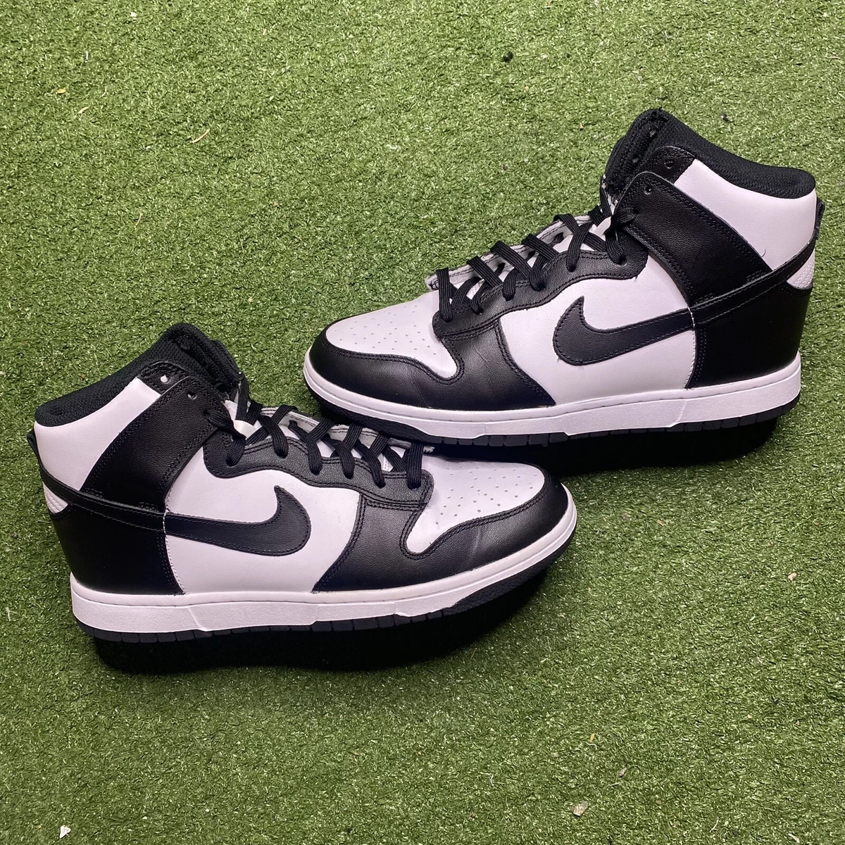 Nike dunk high best sale black and white