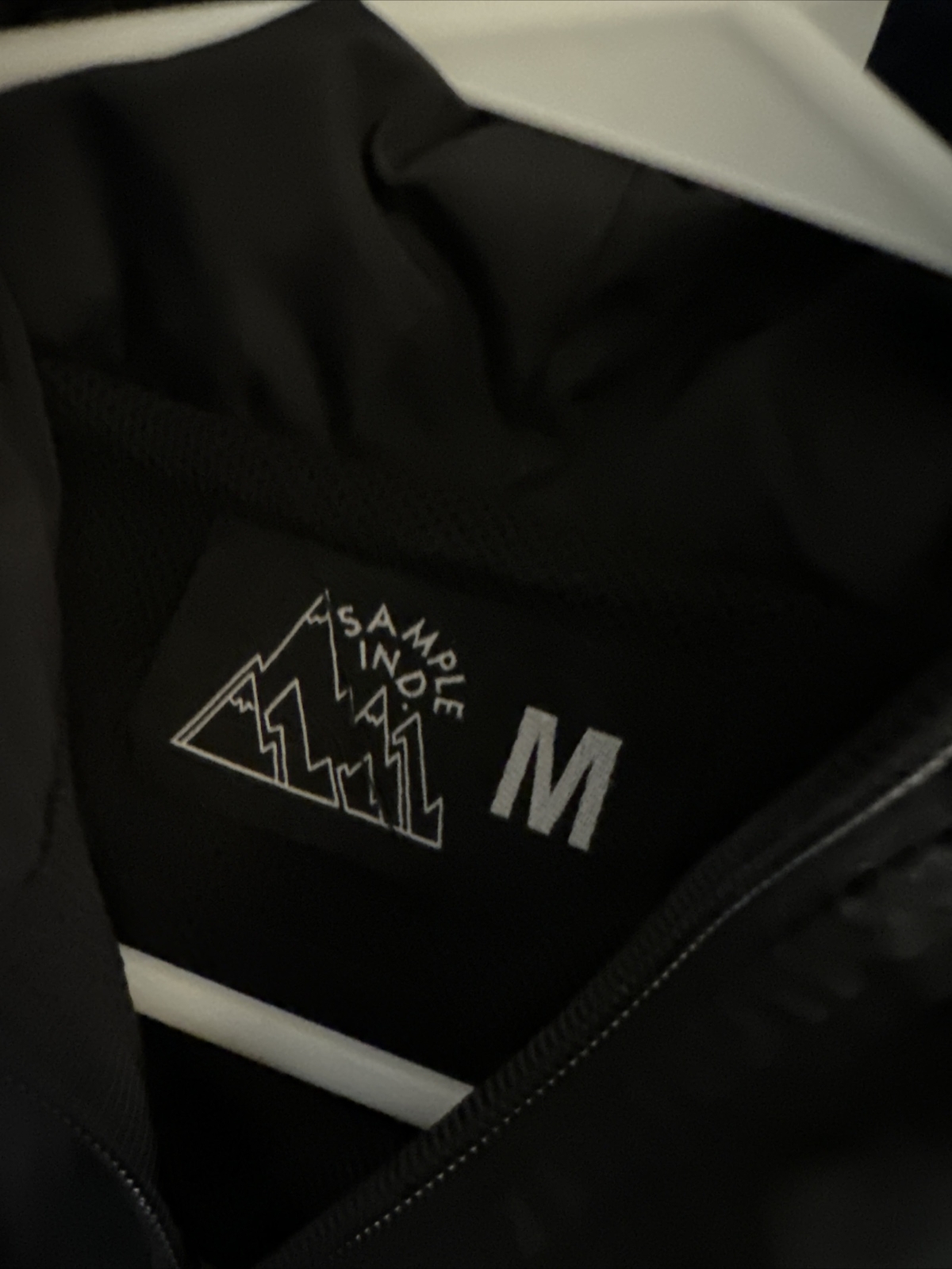 Sample Industries Windbreaker Size Medium - image 3