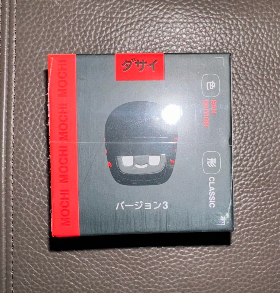 NEW ** Dasai Mochi Generation 3 Helmet Robot SAN EDITION SOLD OUT