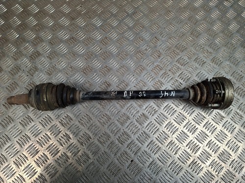 BMW X1 E84 Front Rechts Antriebswelle 4608770 33108328 Leitungssatz