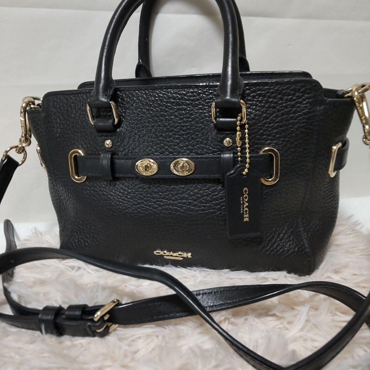COACH Black Calf Leather 2-Way Mini Crossbody Handbag Extreme Beauty