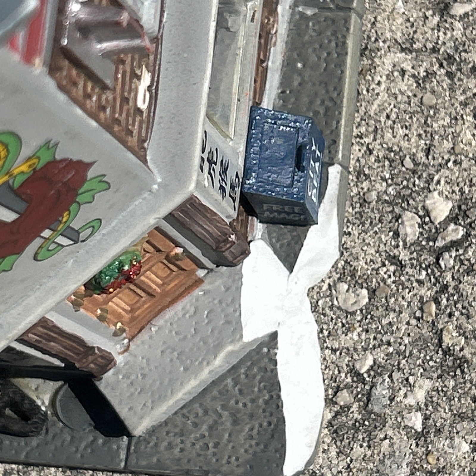 Lemax City Tattoo Lighted Christmas Village 2015 RARE Read Description