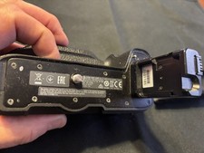 Sony VG-C2EM Vertical Battery Grip