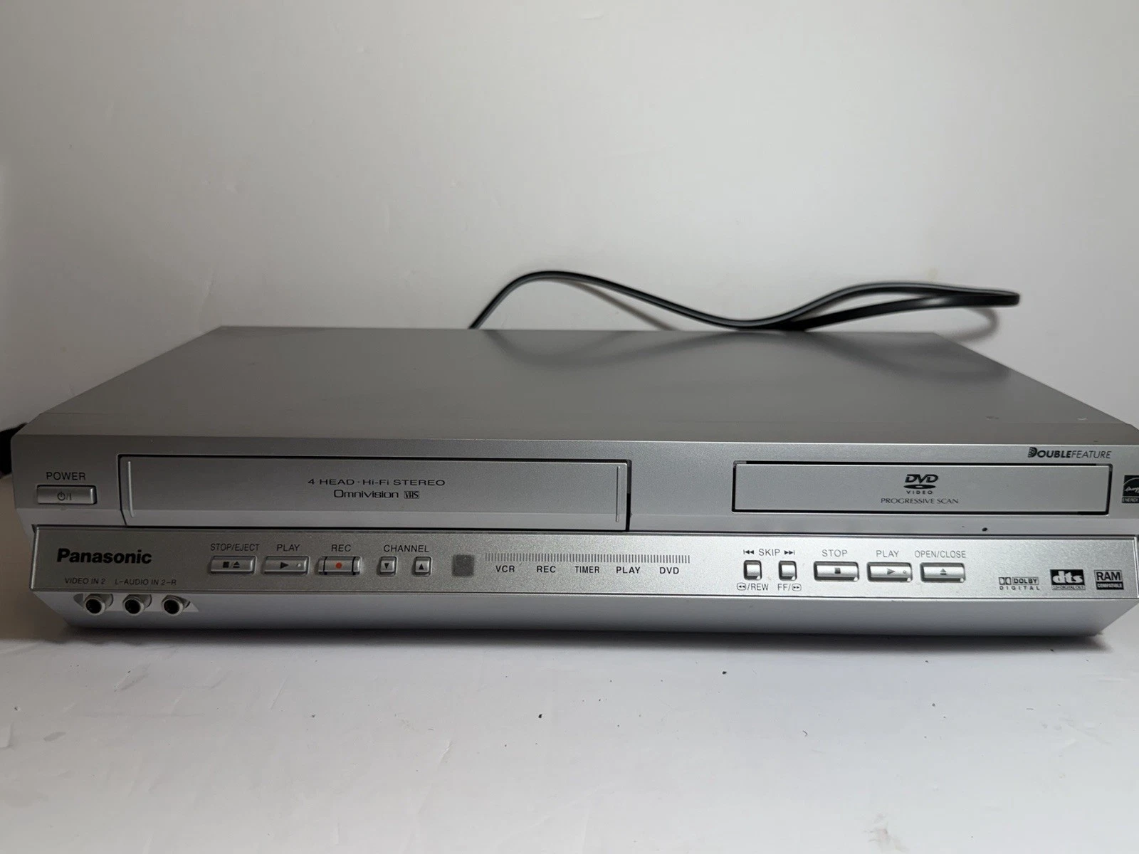 Panasonic PV-D4735S VCR VHS/DVD Combo Player Working No Remote