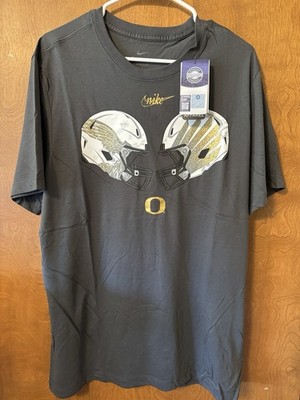 Nike Oregon Ducks Shoe Dog Helmet Wings Shirt Men s Size L Large NWT