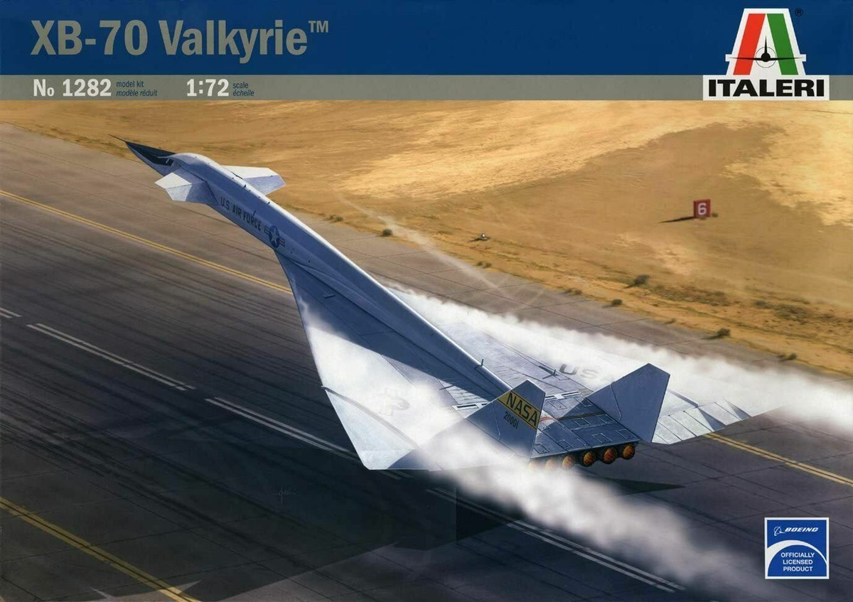 ITALERI 1/72　XB-70　ヴァルキリー 1/72 Italeri XB-70A-1 Valkyrie Plastic Model kit - Squadron.com
