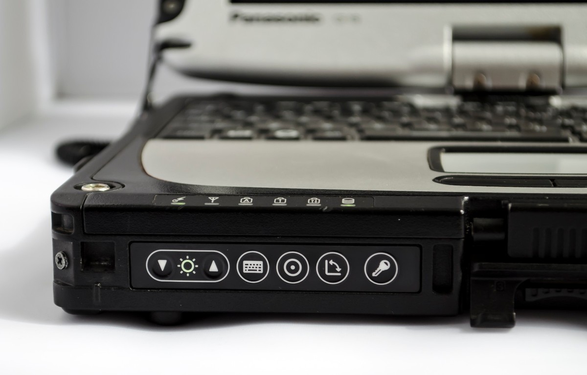 Panasonic Toughbook CF-19 i5 + DAS XENTRY SSD 09.2022 for MB Panasonic Toughbook CF-19 i5 + DAS XENTRY SSD 09.2022 for MB