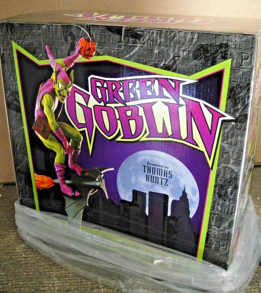 BOWEN DESIGNS AP ESTÁTUA DE AÇÃO CLÁSSICA GOBLIN VERDE HOMEM-ARANHA Busto Sideshow - Imagem 3 de 4