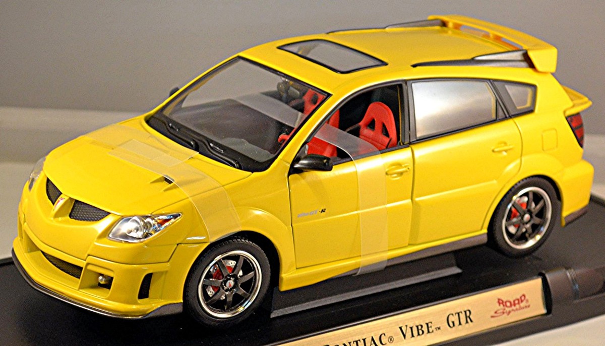 Pontiac Vibe GT-R 1/18 ダイキャストカー ヴォルツ