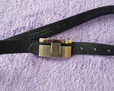 Edler Schicker Marken Echt Leder Gürtel schwarz 75x2,5cm Unisex Neuwert.NP:59,99