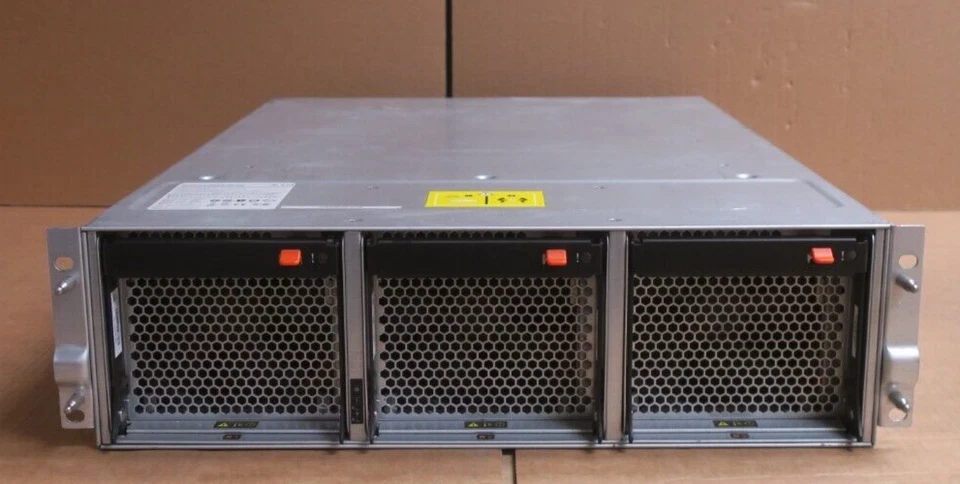 NetApp FAS3240 Filer Head Single Controller + I/O Expansion Module 2x PSU - Image 2 of 4