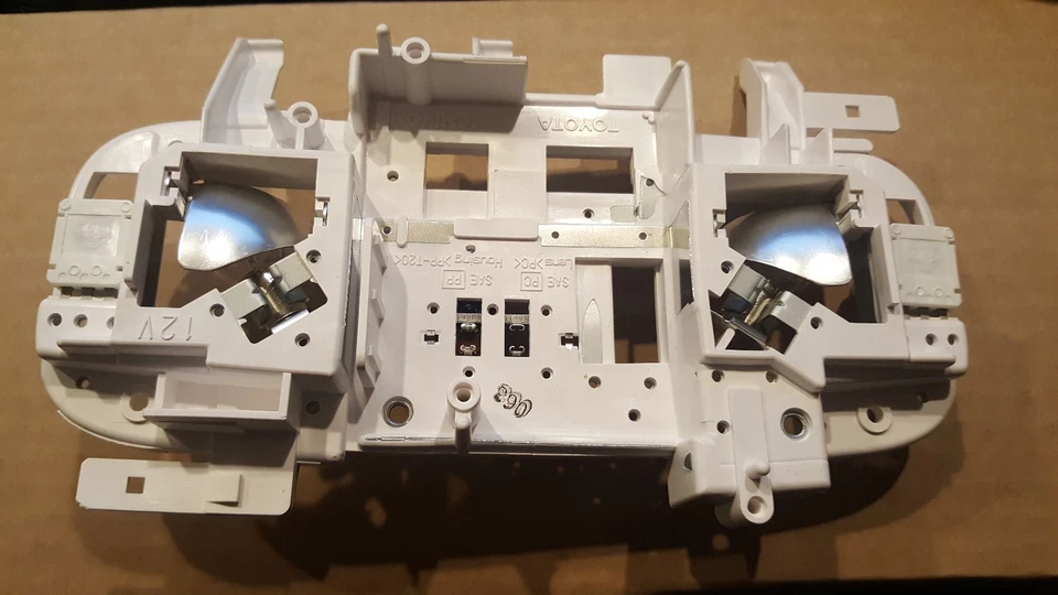 NUEVO LEXUS GX470 LUZ MAPA CORTESÍA CONTROL LÁMPARA GRIS INTERRUPTOR INTERIOR 03 04 05 06 Foto 2 de 2