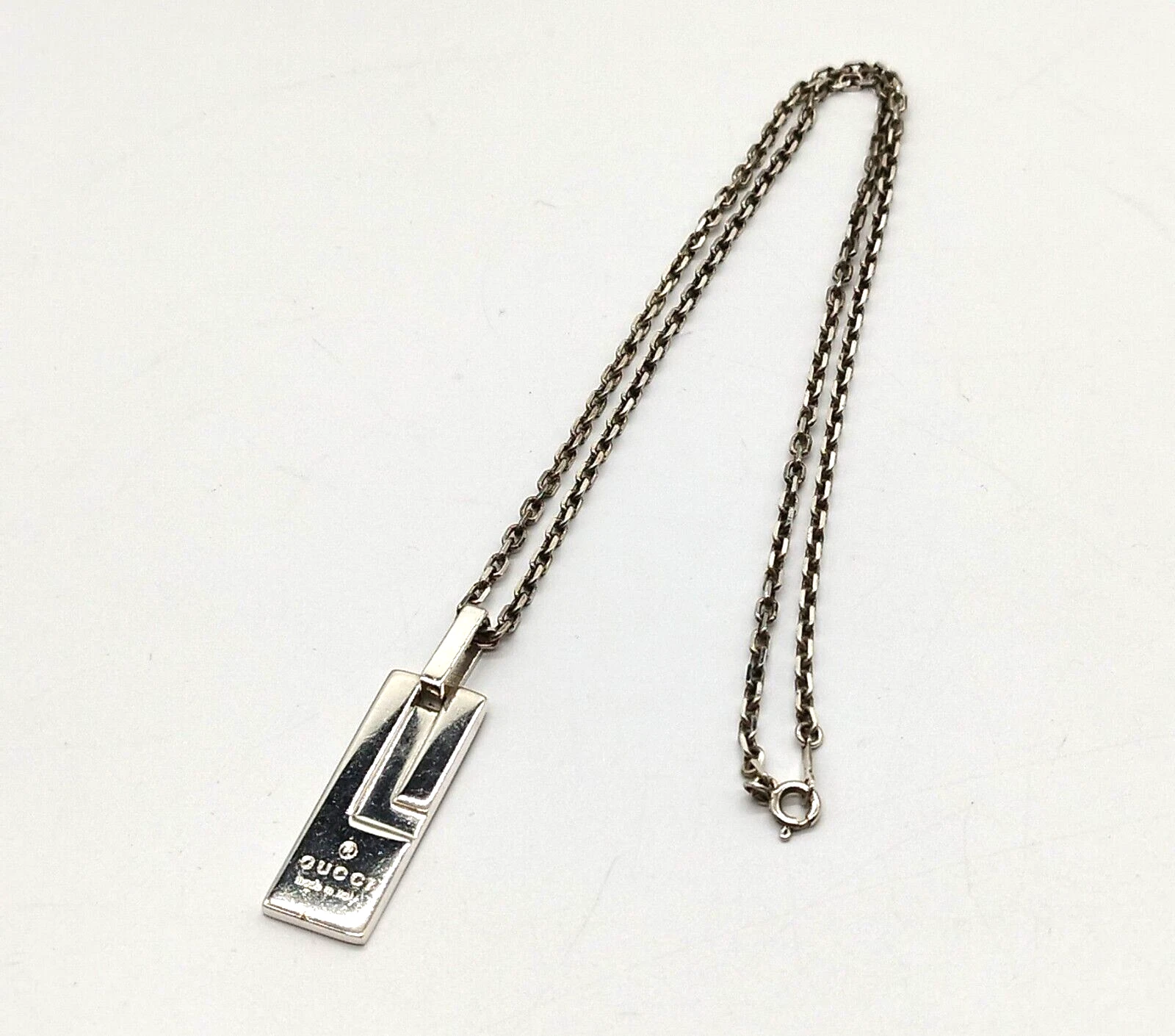 Collana con ciondolo Gucci in argento sterling 925 design logo autentico