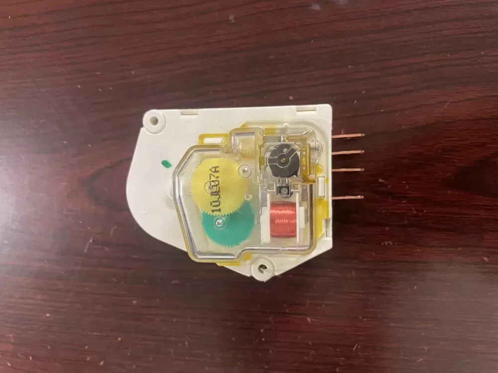Frigidaire Kenmore AP2111929 12762 Refrigerator Defrost Timer AZ73916 | KM1395