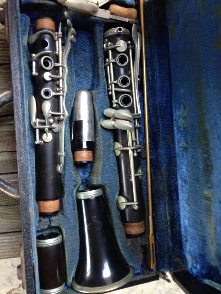 Vintage American The Peddler Co. Elkhart Clarinet with Original