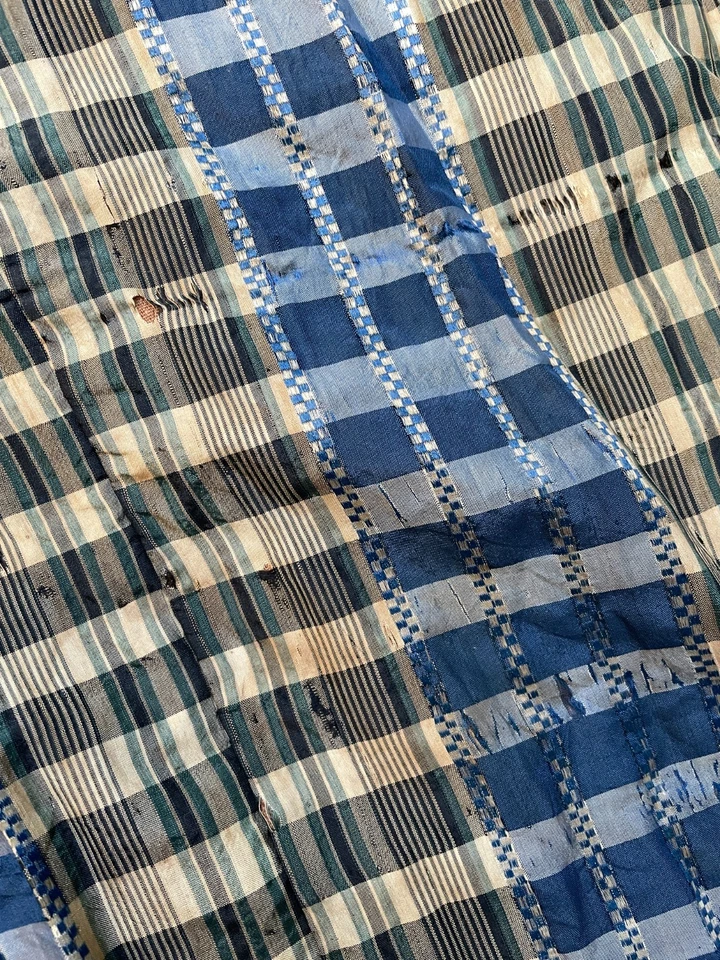 Antigua falda eduardiana de seda a cuadros de finales de 1800 falda para caminar envejecida boda Foto 3 de 4