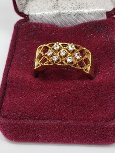 Authentic Premier Designs Signed Crystal Ring Gold Plated Size 9.75 Cigat Band