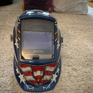 Miller Digital Elite Auto Darkening Welding Helmet -Stars & Stripes (SKU 296770)