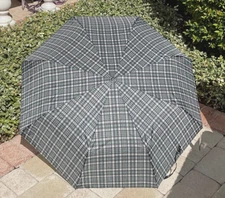 LONDON FOG UMBRELLA BLACK GREEN CHECK AUTO OPEN CLOSE OVERSIZE NWT