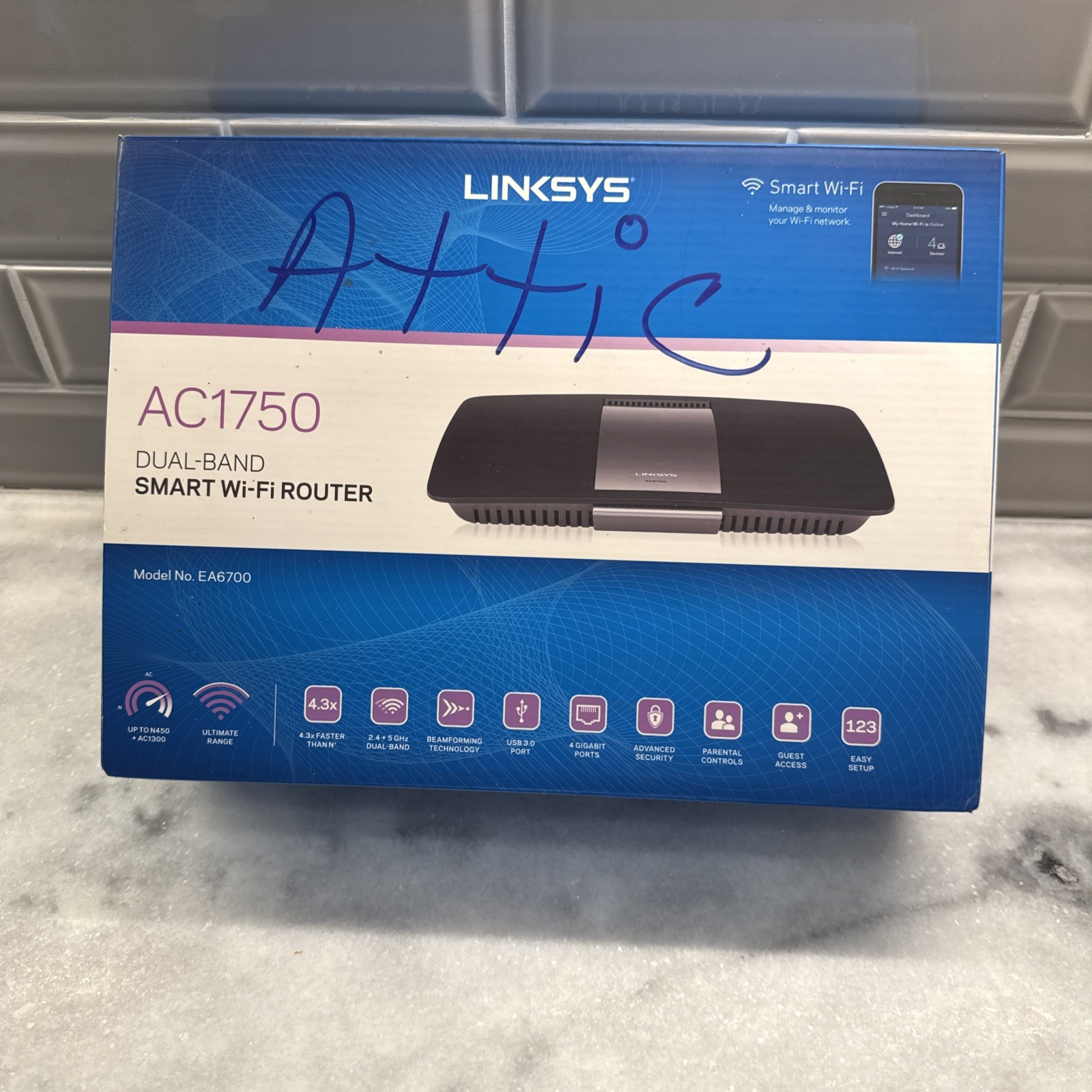 Linksys - AC1750 - Dual-Band / Smart Wi-Fi Router - Model No. EA6700 (2017)