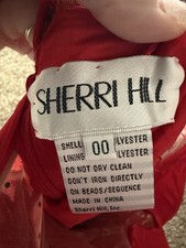 Sherri Hill Red Lace Embroidered Lace Up Sweetheart Neck Formal Gown Dress 00