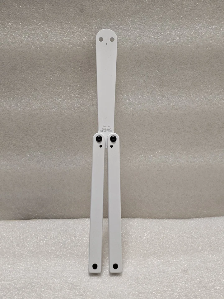 Squid Industries кальмар Balisong нож тренер белый полимер круглый наконечник безопасный - Изображение 4 из 4