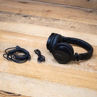 B-Stock Pioneer DJ DJ HDJ-CUE1 Bluetooth DJ Headphones, Black