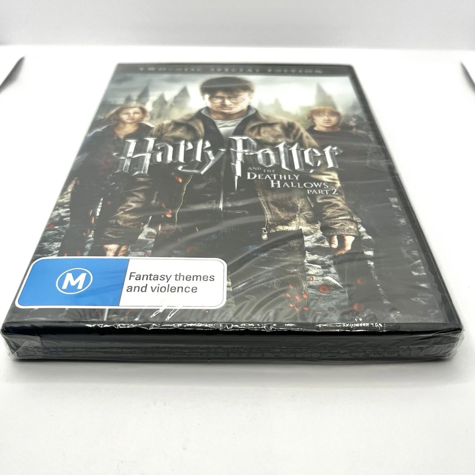 Harry Potter And The Deathly Hallows : Part 2, Two Discs Special ED, Region 4 - Image 4 of 4
