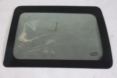 Scheibe sonstige Jeep PATRIOT (MK74) (1.08-7.11) 68003725AA - Bild 1 von 3