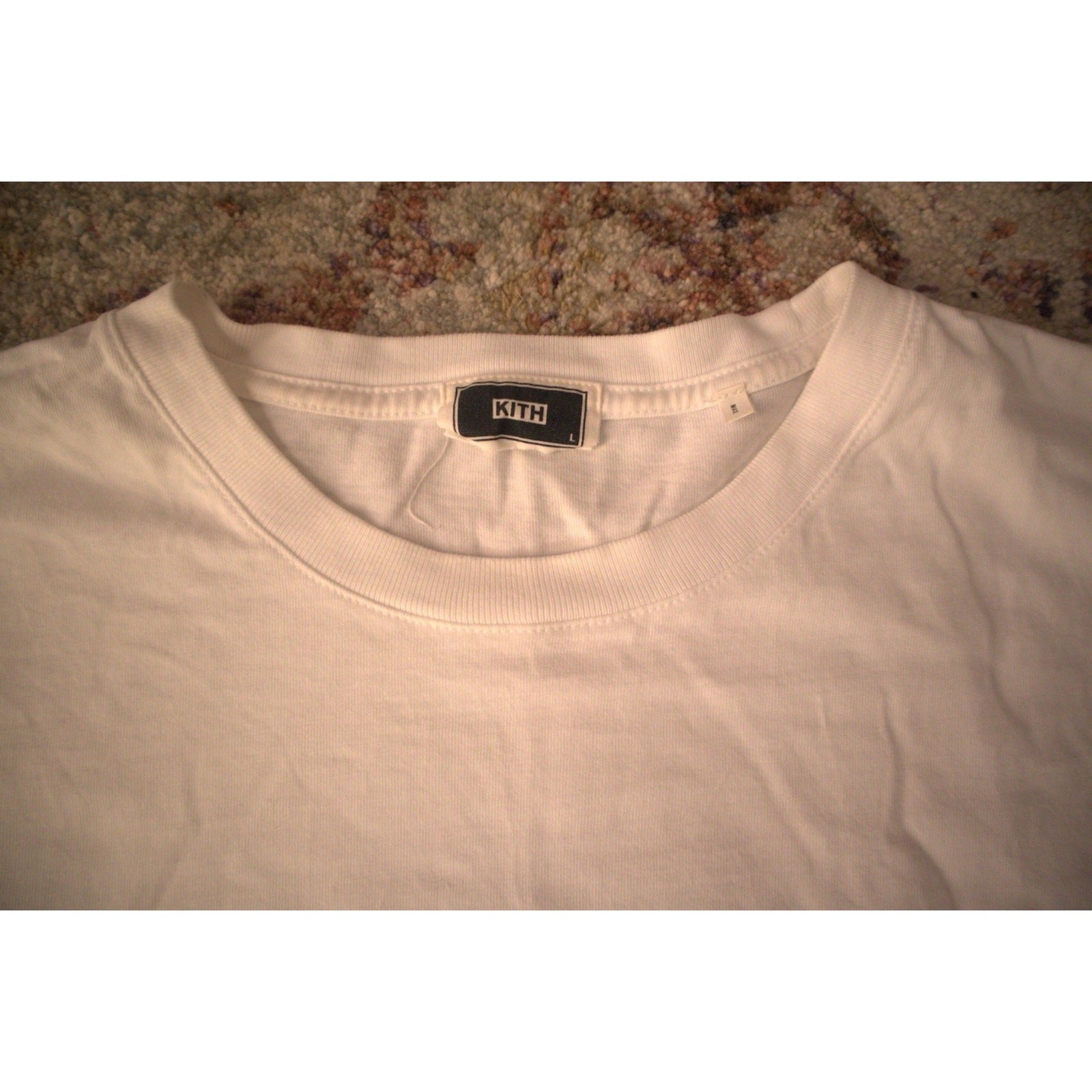 rose script needlepoint tee - image 4