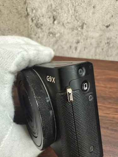Canon PowerShot G9X Compact Digital Camera Black 10.2-30.6MM 1:2.0-4.9 - Picture 3 of 15