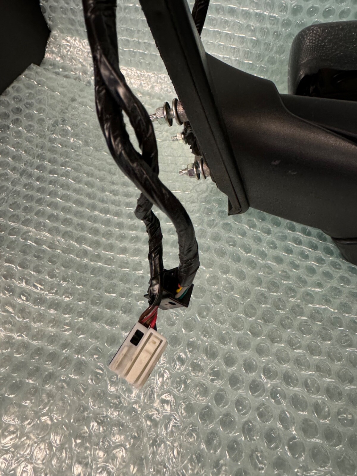 MASERATI  Q4 LEFT OUTER MIRROR COMPLETE OEM NO DAMAGE