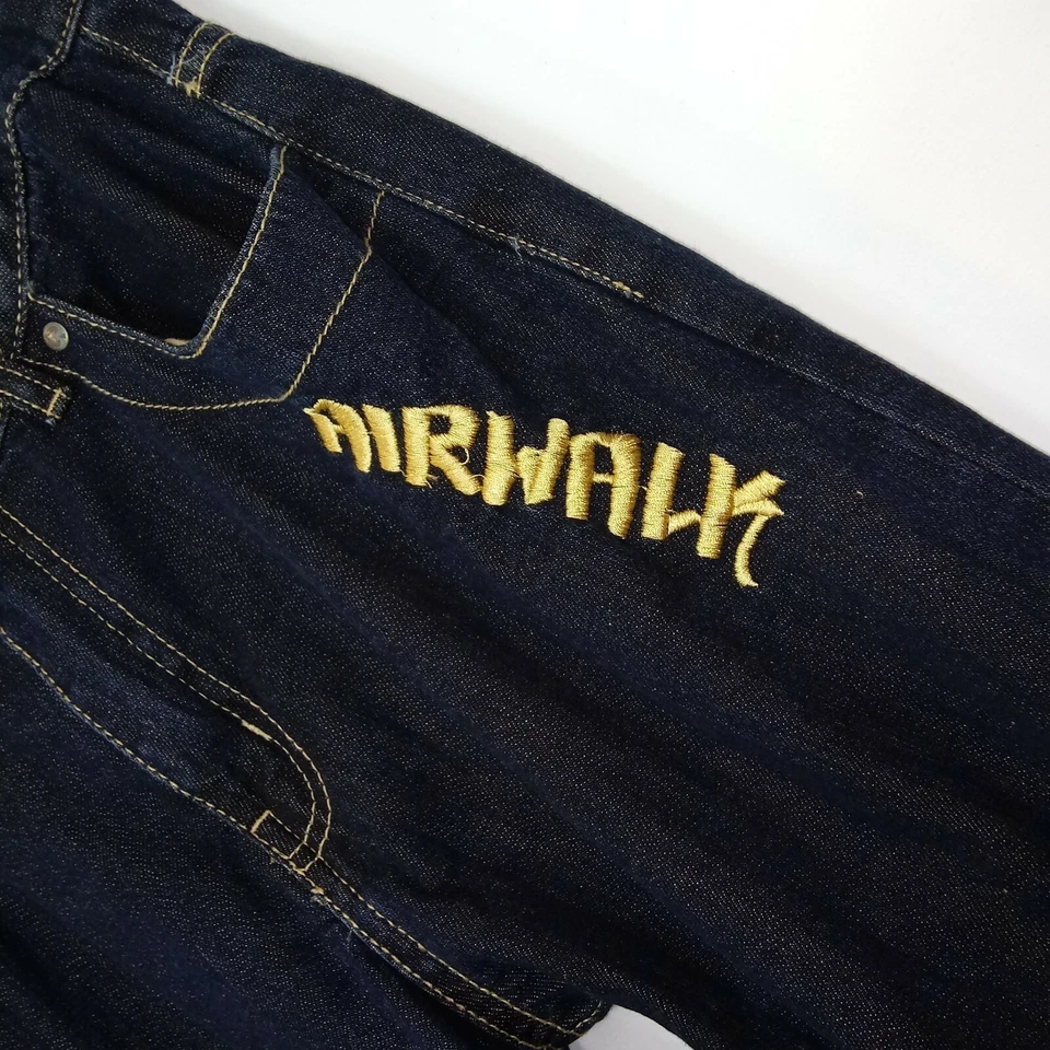 Pantalones de mezclilla Andy Mac by Airwalk para niños 18 30" x 29 1/2" Spellout MacDonald como están Foto 3 de 4