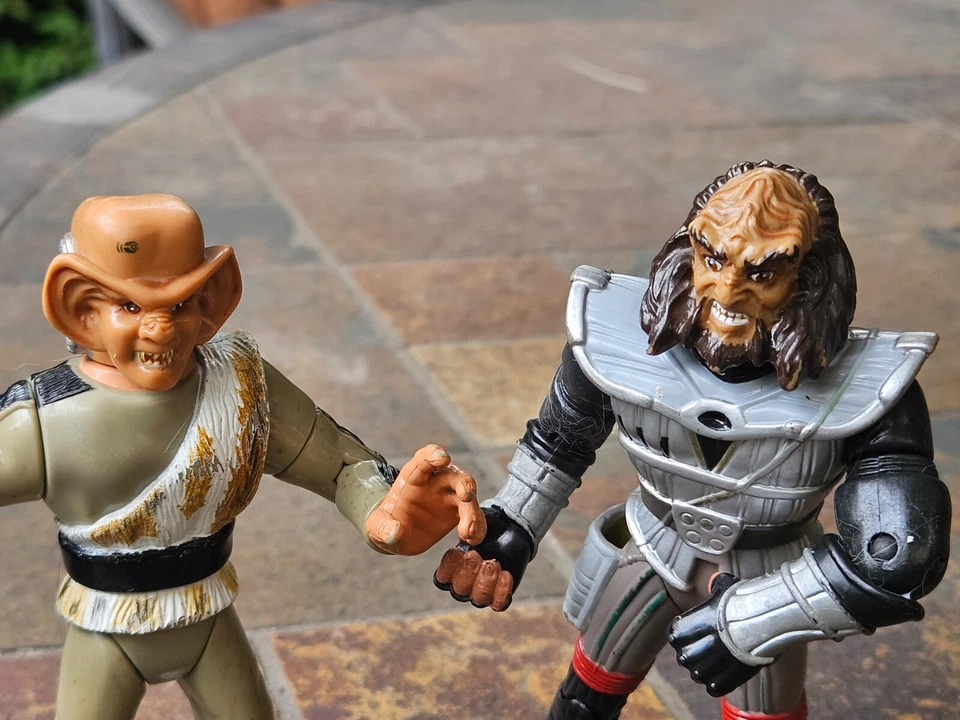 Figuras de acción Star Trek Next Generation Gowron The Klingon & Ferengi Playmates Foto 2 de 4