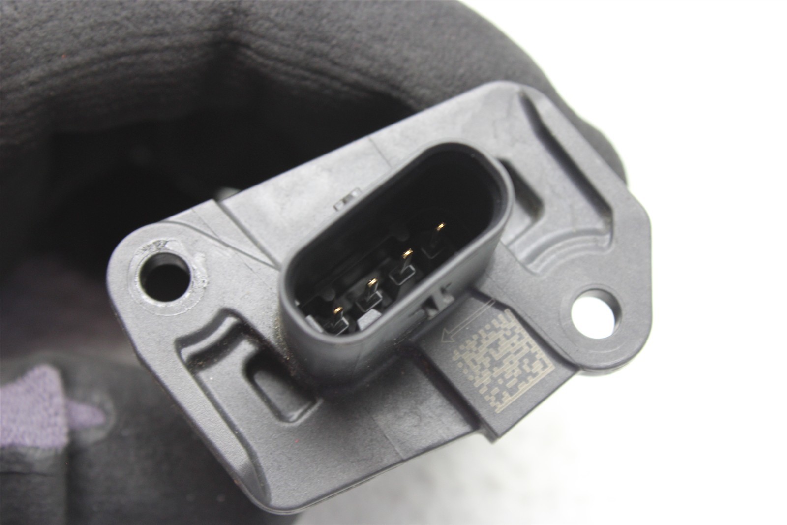 McLaren Artura 2025 Mass air flow sensor P/N 14F0362CP