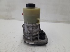 Pompe direction assistée Renault R9