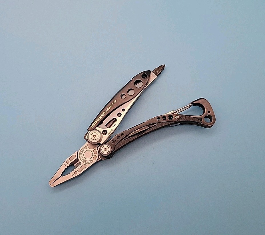 Leatherman Skeletool CX Multi-Tool - Combo Edge 154CM Blade